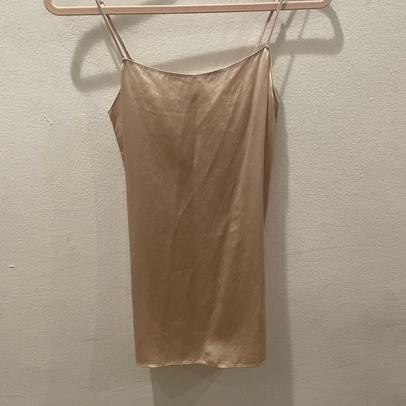NWOT:π₯ Aritzia Babaton Encore Satin Slip Dress Mini Cowl Back Denude Ivory XXS - Picture 8 of 10